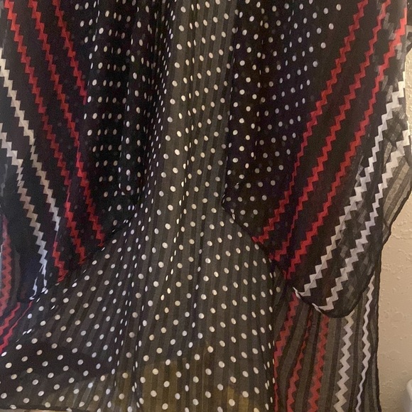 Nwt Women’s size one size fits most open kimono/wrap T21 - Picture 2 of 6